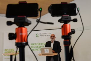 2021 Brandenburger Pflegefachtag_-23.jpg
